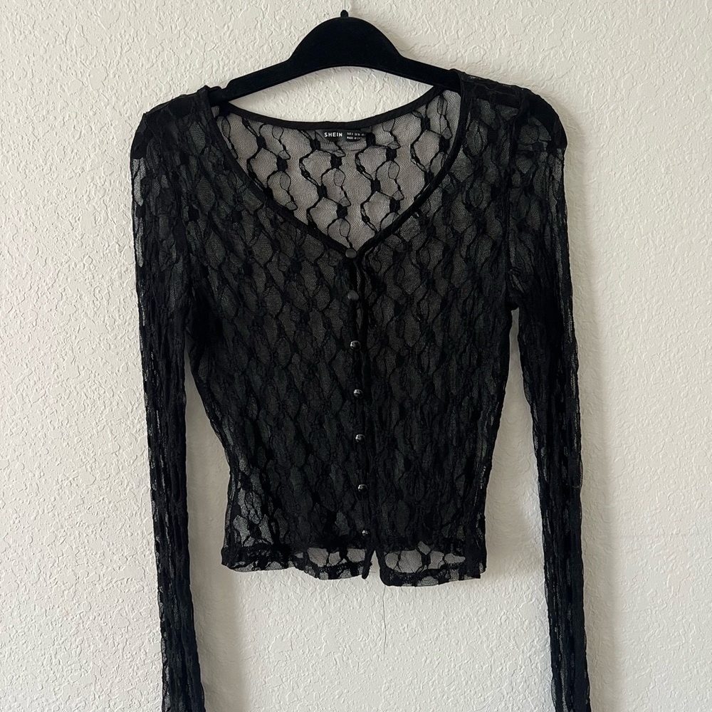 Black Fitted Long Sleeve Blouse